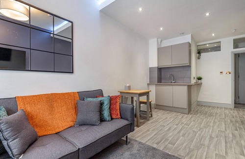 Worcester Apartment | WhiskAwayStays - Apartment 2 - Foregate Street