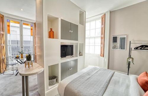 Worcester Apartment | WhiskAwayStays - Shaw Street - Apartment 3