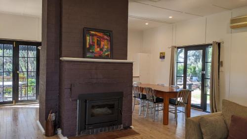 Borenore House | Whispering Moon Cottage