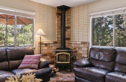 Groveland House | Whispering Pines Retreat home