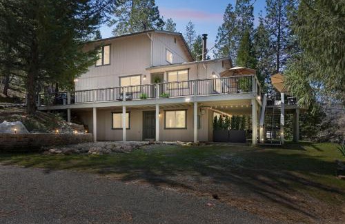 Groveland House | Whispering Pines Retreat home
