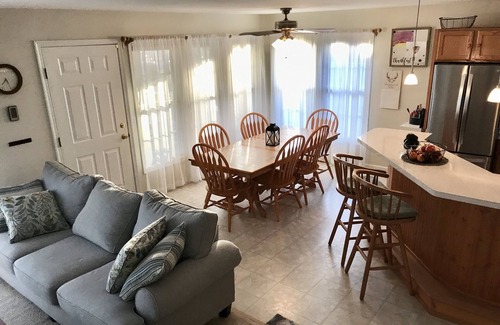 Chincoteague House | Whispering Pines - Your private getaway on Chincoteague Island