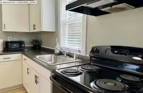 Beaufort House | Whispering Shoals - Sleeps 6 - Waterfront home