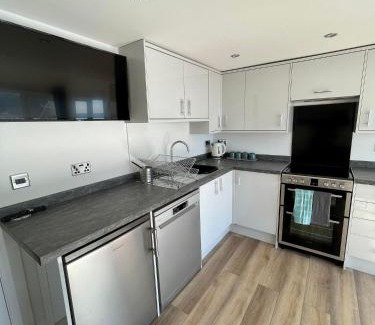 Porthtowan Apartment | Whispering Waves in Porthtowan, Beachfront Apartment