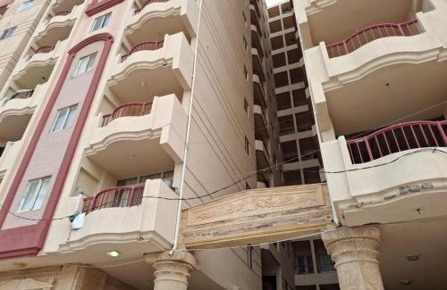Al-'Amriyah Apartment | Whispers of Waves