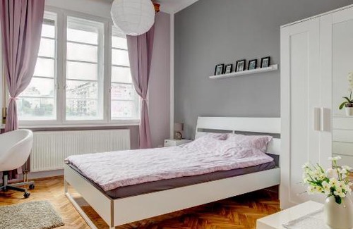 Slavija Apartment | White apartment