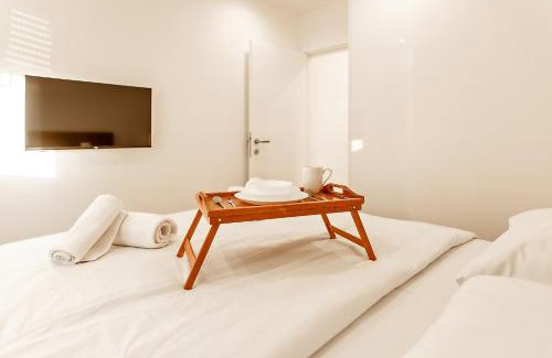 Novi Beograd Apartment | White Apartments