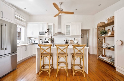 Orange House | 'White Birch' - Sophisticated 4 Bedroom Heritage Home