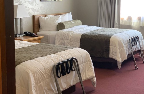 West Yellowstone Hotel | White Buffalo