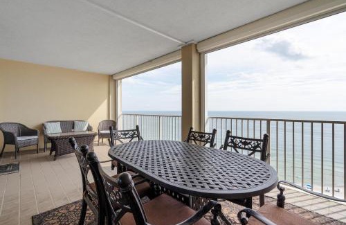 Orange Beach House | White Caps 1505 by Liquid Life