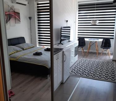 Novi Beograd Apartment | White City 1 Apartment
