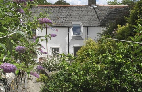Hayle Cottage | WHITE DUCK COTTAGE, family friendly, country holiday cottage in Hayle