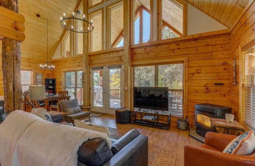 Fir Grove Estates House | White Fir Adventures by Casago McCall - Donerightmanagement