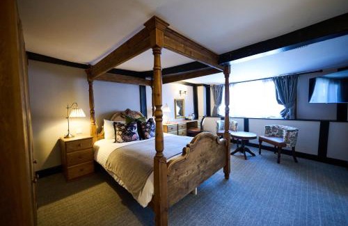 Exeter Hotel | White Hart, Exeter by Marston's Inns