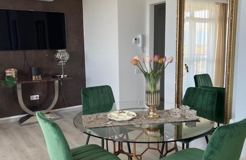 Nyiregyhaza Apartment | White home