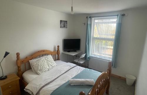 Erdington House | White house