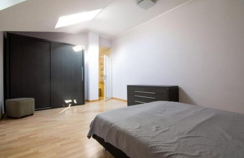 Palilula Apartment | White House