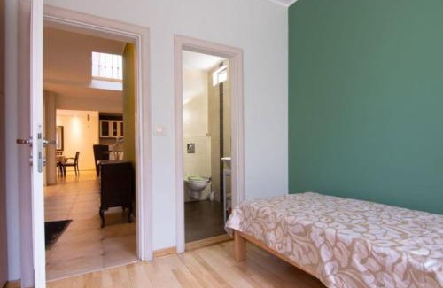 Palilula Apartment | White House