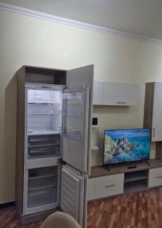 Durres Villa | White Luxury Villa Apartments &Hot Tab