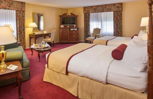 Hale's Location Hotel | White Mountain Hotel and Resort