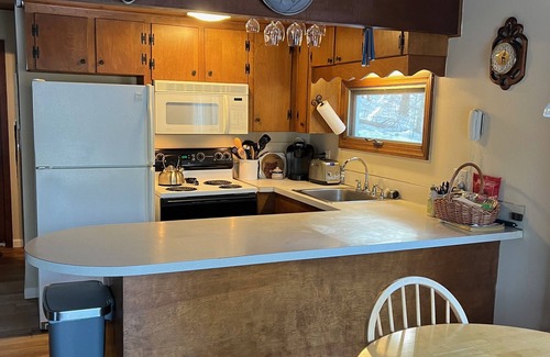 Campton House | White Mtn Getaway