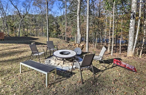 Eufaula House | White Oak Creek Home with Views, Deck and Pool Access!