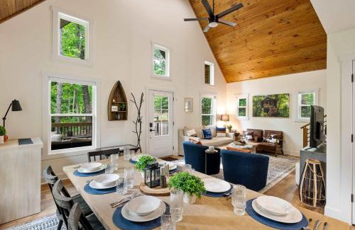 Clarkson House | White Pines Lodge- Wooded Retreat
