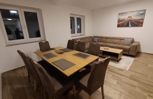 Sanski-Most Apartment | White Queen Apartments 1