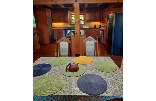 Ramara Cottage | White Raven Cottage is the peaceful, escape you’ve been longing for
