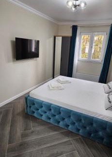 Curtea De Arges Apartment | White rezidence II
