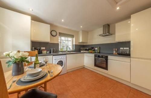 Constable Burton House | White Rose Cottage