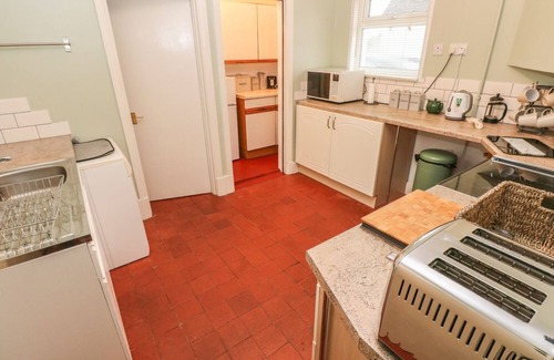 Haverfordwest Cottage | White Thorns