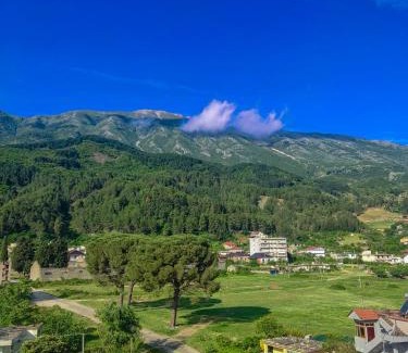 Permet Hotel | White Villa
