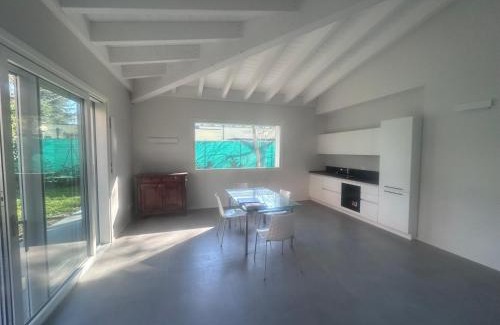 Formigine House | White Villa