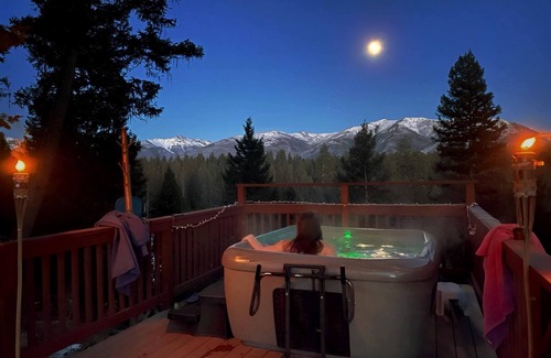Seeley Lake Apartment | Whitetail View, Secluded, Hot Tub-Spectacular View.