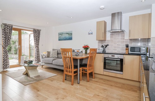 Saltash Cottage | WHITSAND, pet friendly, luxury holiday cottage in Tideford