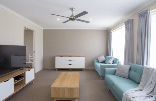 Kioloa House | Who wouldn't want to wake up here?
