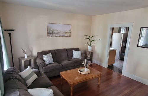 Buffalo Apartment | Whole 2-bedroom apartment in Buffalo with WiFi