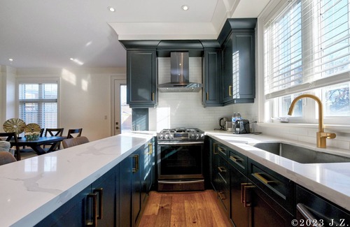 Mount Dennis House | whole 9 ft main floor and second floor, 3 bedrooms,2.5washroom, Tesla Charging
