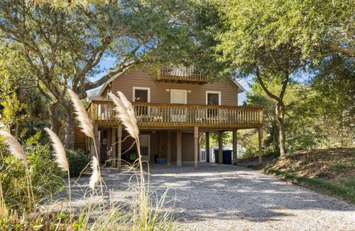 Emerald Isle House | Why Knot Getaway. Emerald Isle Oasis