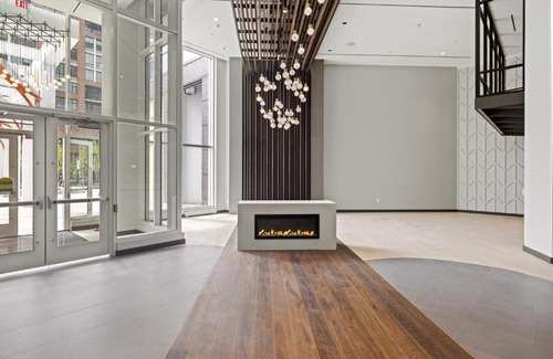 Eisenhower East Apartment | WhyHotel by Placemakr, Alexandria