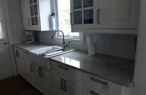 North Beach Haven House | Wi/Fi. O/S Shower. Decks.W/D. Ocean-side. 140106