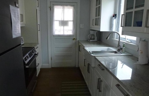 North Beach Haven House | Wi/Fi. O/S Shower. Decks.W/D. Ocean-side. 140106