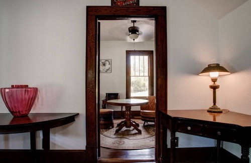 Fairview Other | Wicked Chicken Farmhouse: Historic house w/modern amenities, close to Asheville!