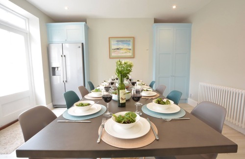 Aldeburgh Cottage | WIDE SKIES, ALDEBURGH, pet friendly, with a garden in Aldeburgh