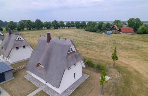 Am Salzhaff House | Wiesenpieper - Ferienhaus mit Kamin, Sauna und Meerblick