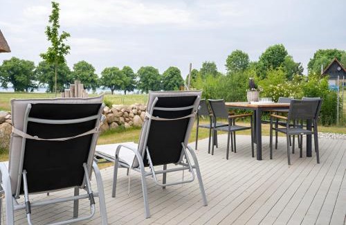 Am Salzhaff House | Wiesenpieper - Ferienhaus mit Kamin, Sauna und Meerblick