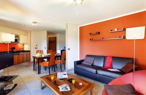 Saint-Chaffrey Apartment | Wifi, 300m from ski slopes, fitness, swimming pool, sauna, tv, ski locker, 30m², Serre Chevalier