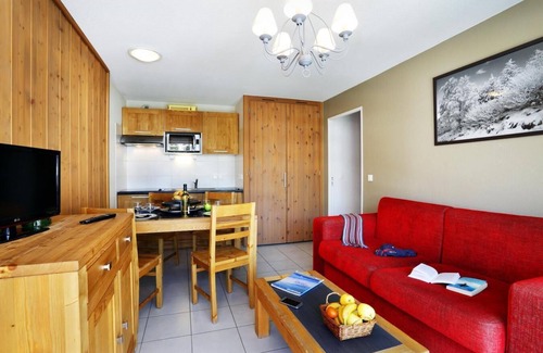 Briancon Apartment | Wifi, 50m from ski slopes, fitness, sauna, hammam, terrace, balcony, ski locker, 44m²
