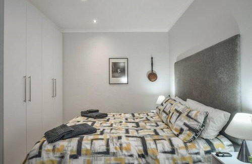 Bloubergstrand Apartment | WiFi & Solar at Studio on Morgenster